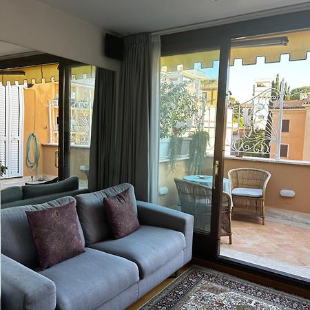 Appartement La Finestra Su San Pietro Terrace And View à Rome Extérieur photo